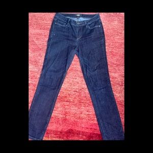 Pair of sexy classy NEW dark denim straight legged jeans . 28 waist